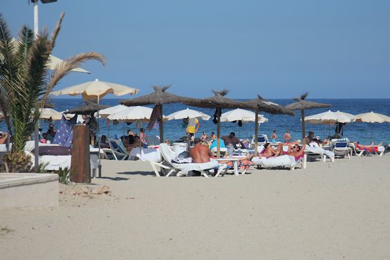 Beach Club Playa den Bossa